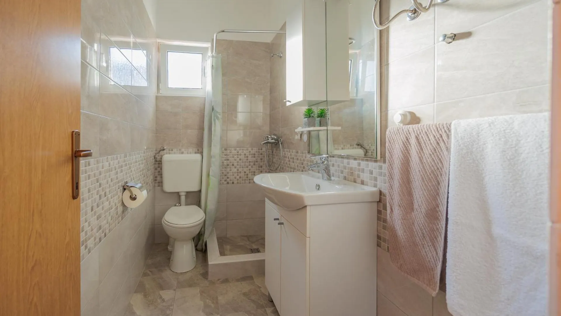 Apartment Apartman Cvita Seline