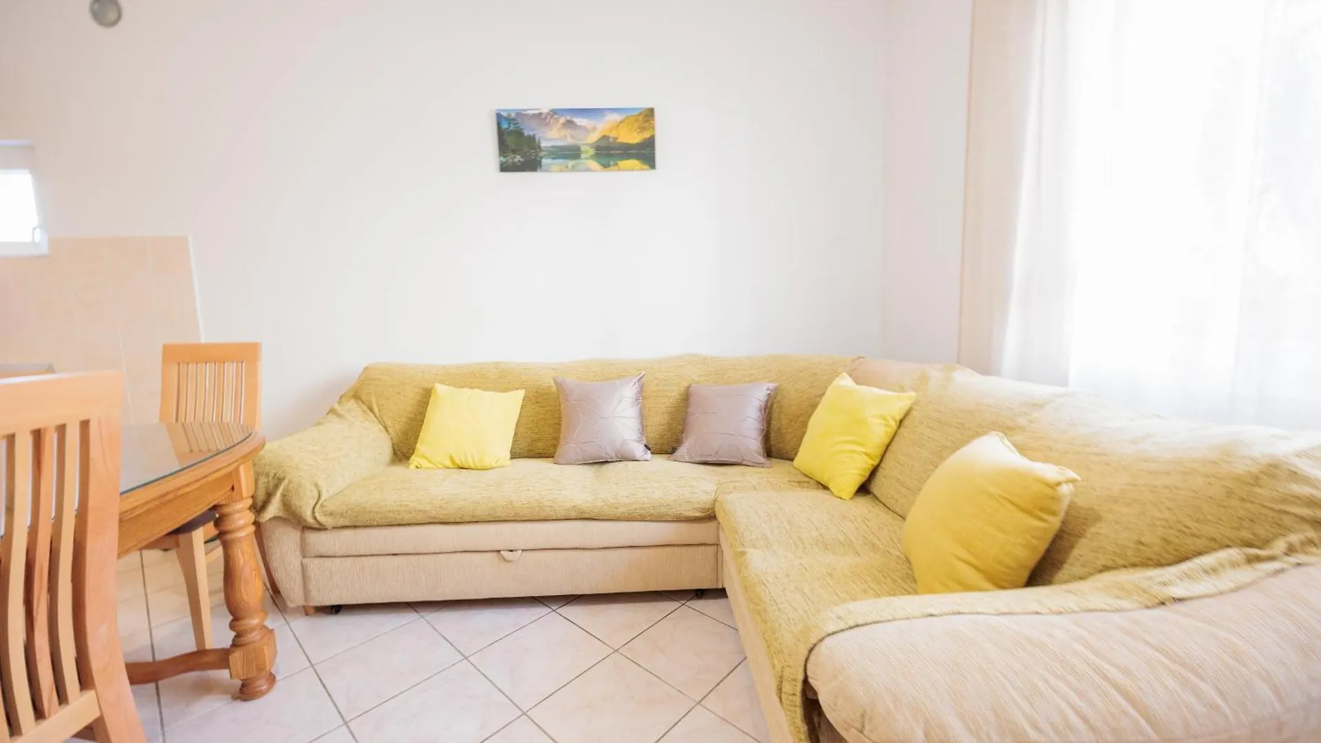 Apartment Apartman Cvita Seline