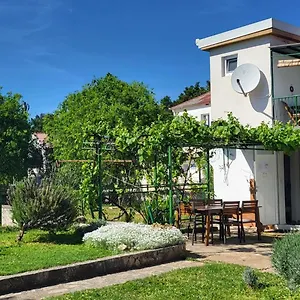 Centar Paklenica Seline
